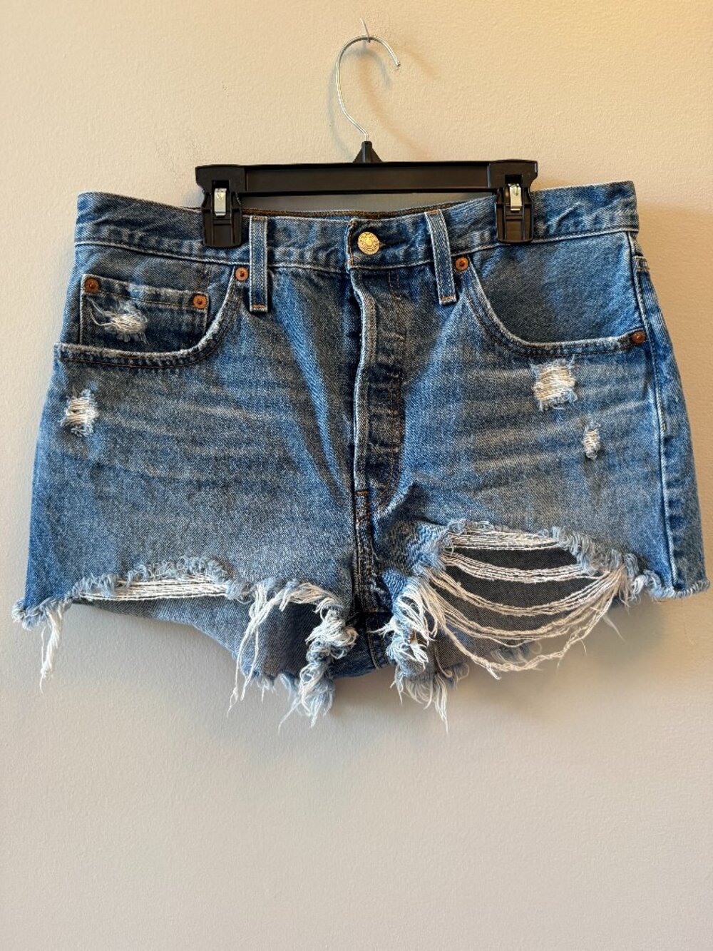 Levi's 501 Original Denim Shorts Women's Size 31 Button Fly Jean Shorts